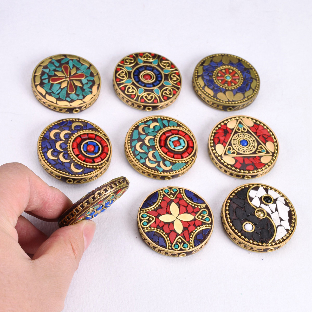 네팔 불교 수공예 플랫 라운드 44mm 티베트 황동 금 - Jewelry Making In Clay 리뷰 및 가격
