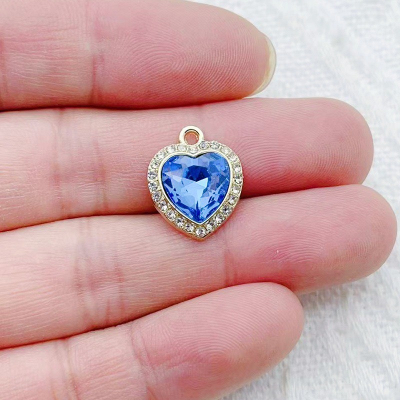 10개 하트 모양의 화려한 보석 펜던트, 신선한 스타일 - Jewelry Making Pendants 리뷰 및 가격